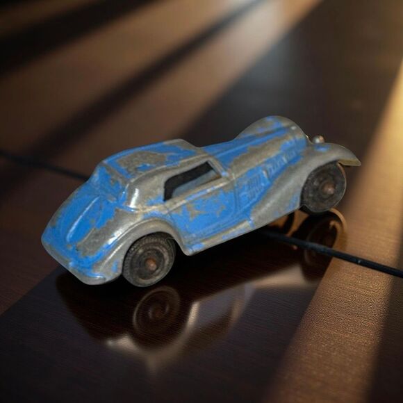 Vintage 1960 Tootsie-Toy 1939 Blue Mercedes Benz Coupe Diecast Car - Picture 4 of 10